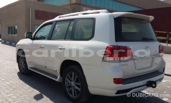 Buy Import Toyota Land Cruiser White Car in Import - Dubai in Bomi County Buy Import Toyota Land Cruiser White Car in Import - Dubai in Bomi County