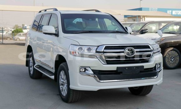 Buy Import Toyota Land Cruiser White Car in Import - Dubai in Bomi County Buy Import Toyota Land Cruiser White Car in Import - Dubai in Bomi County