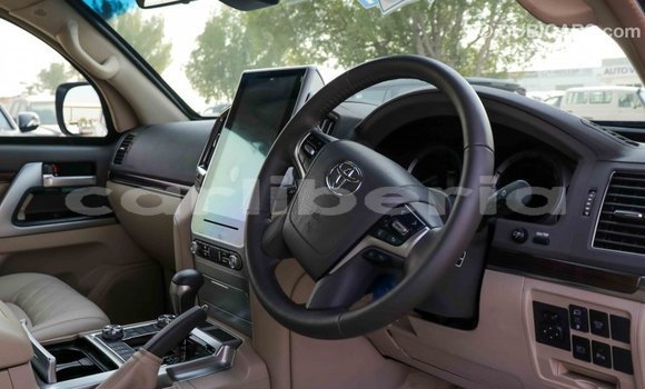 Buy Import Toyota Land Cruiser White Car in Import - Dubai in Bomi County Buy Import Toyota Land Cruiser White Car in Import - Dubai in Bomi County