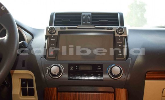 Acheter Import Voiture Toyota Prado Blanc à Import - Dubai, Comté de Bomi Acheter Import Voiture Toyota Prado Blanc à Import - Dubai, Comté de Bomi