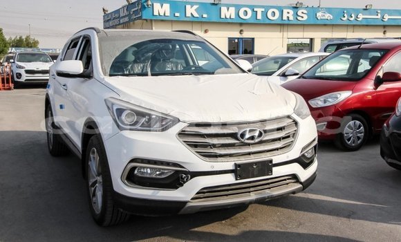 Buy Import Hyundai Santa Fe White Car in Import - Dubai in Bomi County Buy Import Hyundai Santa Fe White Car in Import - Dubai in Bomi County