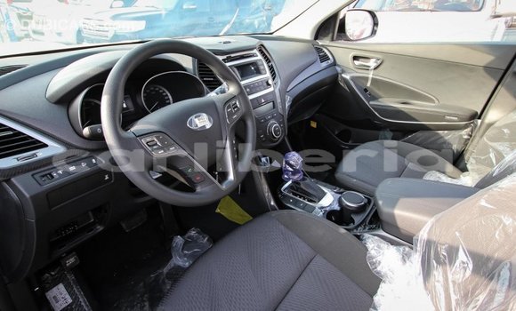 Buy Import Hyundai Santa Fe White Car in Import - Dubai in Bomi County Buy Import Hyundai Santa Fe White Car in Import - Dubai in Bomi County