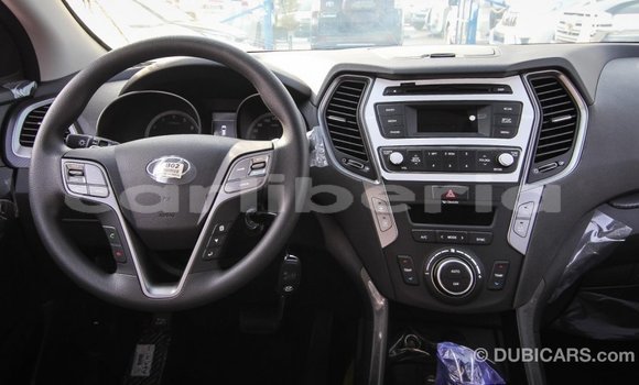 Buy Import Hyundai Santa Fe White Car in Import - Dubai in Bomi County Buy Import Hyundai Santa Fe White Car in Import - Dubai in Bomi County