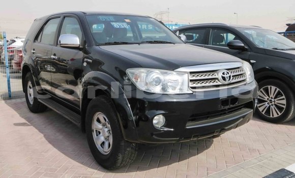 Acheter Import Voiture Toyota Fortuner Noir à Import - Dubai, Comté de Bomi Acheter Import Voiture Toyota Fortuner Noir à Import - Dubai, Comté de Bomi
