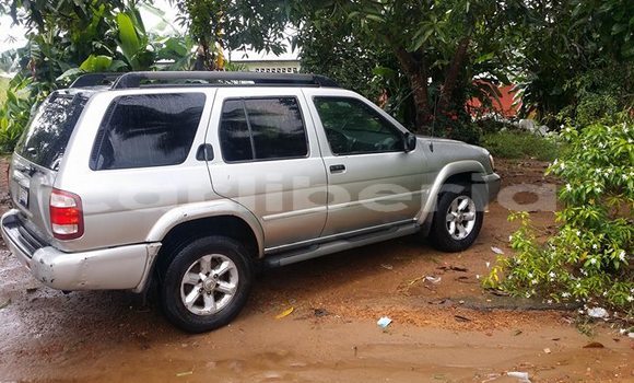 Buy Used Nissan Pathfinder Silver Car in Monrovia in Montserrado County