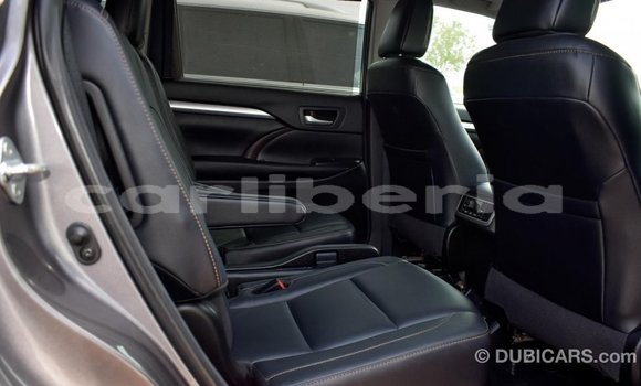 Buy Import Toyota Highlander Other Car in Import - Dubai in Bomi County Buy Import Toyota Highlander Other Car in Import - Dubai in Bomi County
