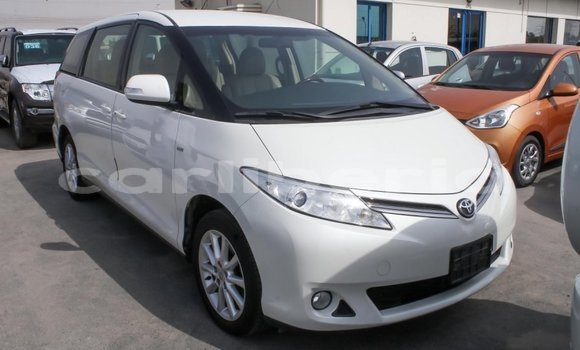 Buy Import Toyota Previa White Car in Import - Dubai in Bomi County Buy Import Toyota Previa White Car in Import - Dubai in Bomi County