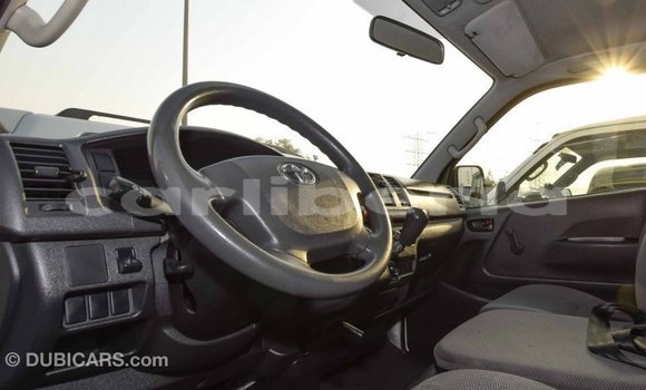 Buy Import Toyota Hiace White Car in Import - Dubai in Bomi County Buy Import Toyota Hiace White Car in Import - Dubai in Bomi County