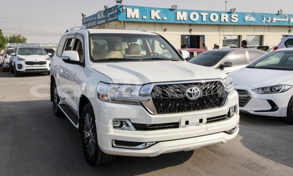 Buy Import Toyota Land Cruiser White Car in Import - Dubai in Bomi County Buy Import Toyota Land Cruiser White Car in Import - Dubai in Bomi County