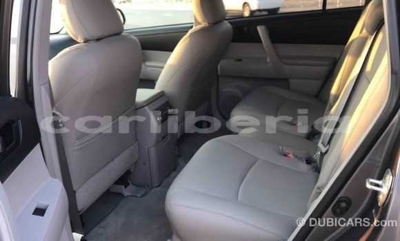 Buy Import Toyota Highlander Other Car in Import - Dubai in Bomi County Buy Import Toyota Highlander Other Car in Import - Dubai in Bomi County