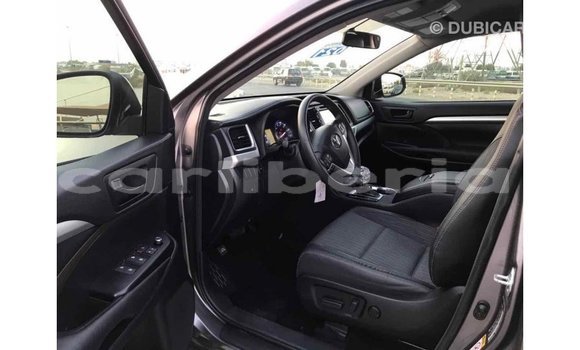 Buy Import Toyota Highlander Other Car in Import - Dubai in Bomi County Buy Import Toyota Highlander Other Car in Import - Dubai in Bomi County