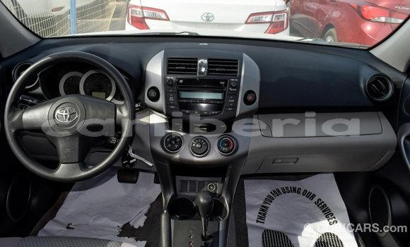 Buy Import Toyota HiAce Other Truck in Import - Dubai in Bomi County Buy Import Toyota HiAce Other Truck in Import - Dubai in Bomi County