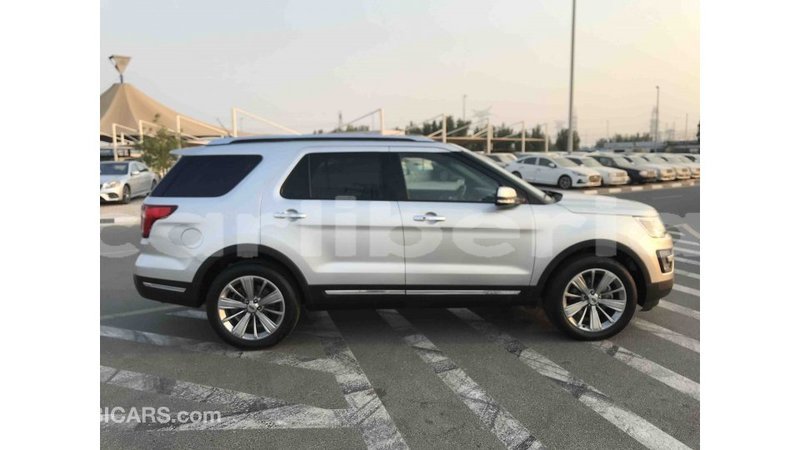 Big with watermark ford explorer bomi county import dubai 1844