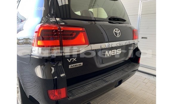 Acheter Import Voiture Toyota Land Cruiser Noir à Import - Dubai, Comté de Bomi Acheter Import Voiture Toyota Land Cruiser Noir à Import - Dubai, Comté de Bomi