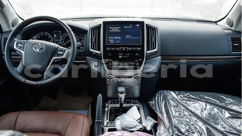 Big with watermark toyota land cruiser bomi county import dubai 1850