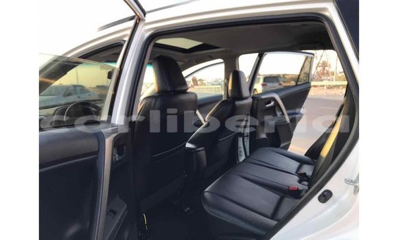 Buy Import Toyota HiAce White Truck in Import - Dubai in Bomi County Buy Import Toyota HiAce White Truck in Import - Dubai in Bomi County