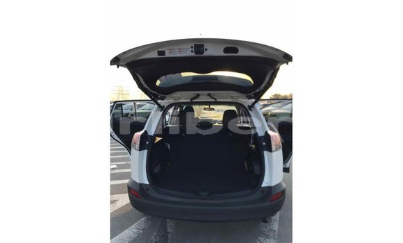 Buy Import Toyota HiAce White Truck in Import - Dubai in Bomi County Buy Import Toyota HiAce White Truck in Import - Dubai in Bomi County