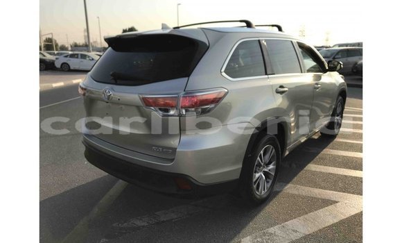 Buy Import Toyota Highlander Other Car in Import - Dubai in Bomi County Buy Import Toyota Highlander Other Car in Import - Dubai in Bomi County