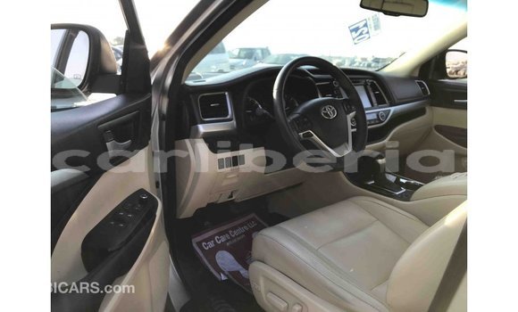 Buy Import Toyota Highlander Other Car in Import - Dubai in Bomi County Buy Import Toyota Highlander Other Car in Import - Dubai in Bomi County