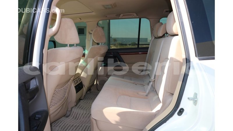 Big with watermark toyota land cruiser bomi county import dubai 1873