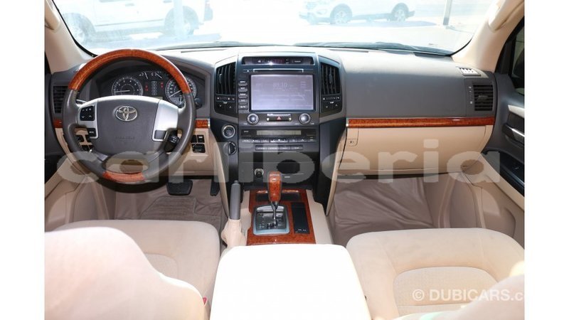 Big with watermark toyota land cruiser bomi county import dubai 1873