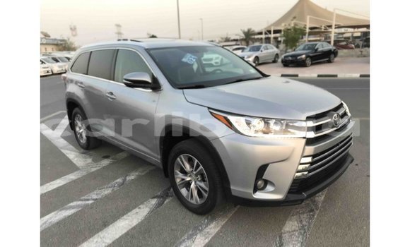 Buy Import Toyota Highlander Other Car in Import - Dubai in Bomi County Buy Import Toyota Highlander Other Car in Import - Dubai in Bomi County