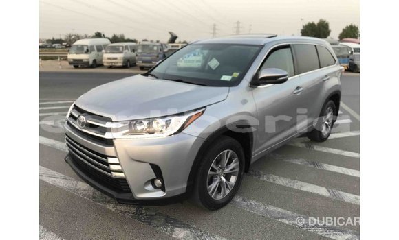 Buy Import Toyota Highlander Other Car in Import - Dubai in Bomi County Buy Import Toyota Highlander Other Car in Import - Dubai in Bomi County