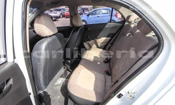 Buy Import Hyundai i10 White Car in Import - Dubai in Bomi County Buy Import Hyundai i10 White Car in Import - Dubai in Bomi County
