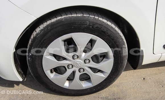 Buy Import Hyundai i10 White Car in Import - Dubai in Bomi County Buy Import Hyundai i10 White Car in Import - Dubai in Bomi County