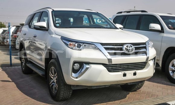 Buy Import Toyota Fortuner White Car in Import - Dubai in Bomi County Buy Import Toyota Fortuner White Car in Import - Dubai in Bomi County