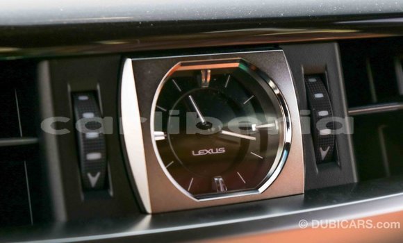 Acheter Import Voiture Lexus LX Blanc à Import - Dubai, Comté de Bomi Acheter Import Voiture Lexus LX Blanc à Import - Dubai, Comté de Bomi