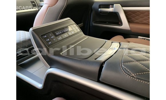 Acheter Import Voiture Toyota Land Cruiser Noir à Import - Dubai, Comté de Bomi Acheter Import Voiture Toyota Land Cruiser Noir à Import - Dubai, Comté de Bomi