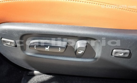 Acheter Import Voiture Lexus LX Blanc à Import - Dubai, Comté de Bomi Acheter Import Voiture Lexus LX Blanc à Import - Dubai, Comté de Bomi