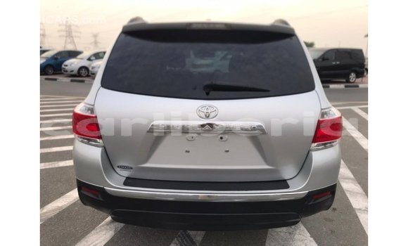 Buy Import Toyota Highlander Other Car in Import - Dubai in Bomi County Buy Import Toyota Highlander Other Car in Import - Dubai in Bomi County