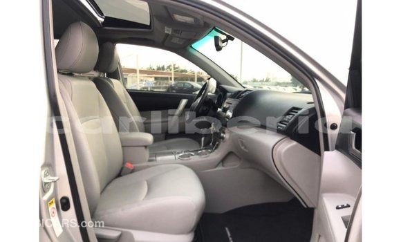 Buy Import Toyota Highlander Other Car in Import - Dubai in Bomi County Buy Import Toyota Highlander Other Car in Import - Dubai in Bomi County