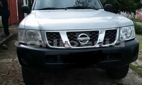 Buy Used Nissan Patrol White Car in Monrovia in Montserrado County Buy Used Nissan Patrol White Car in Monrovia in Montserrado County