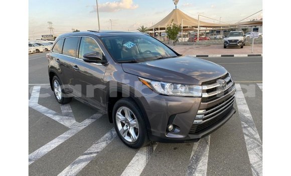 Buy Import Toyota Highlander Other Car in Import - Dubai in Bomi County Buy Import Toyota Highlander Other Car in Import - Dubai in Bomi County