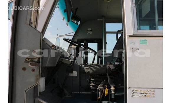 Buy Import TATA Xenon White Car in Import - Dubai in Bomi County