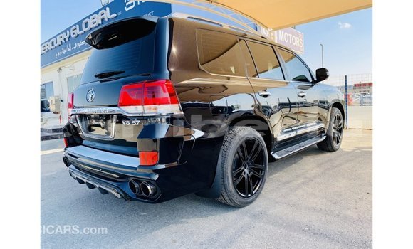 Acheter Import Voiture Toyota Land Cruiser Noir à Import - Dubai, Comté de Bomi Acheter Import Voiture Toyota Land Cruiser Noir à Import - Dubai, Comté de Bomi