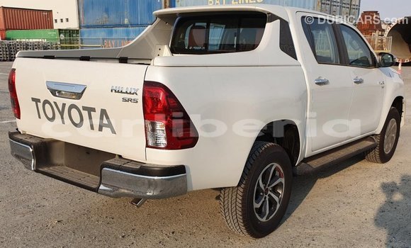 Acheter Import Voiture Toyota Hilux Blanc à Import - Dubai, Comté de Bomi Acheter Import Voiture Toyota Hilux Blanc à Import - Dubai, Comté de Bomi