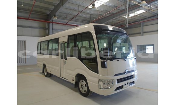 Buy Import Abarth 595 White Car in Import - Dubai in Bomi County