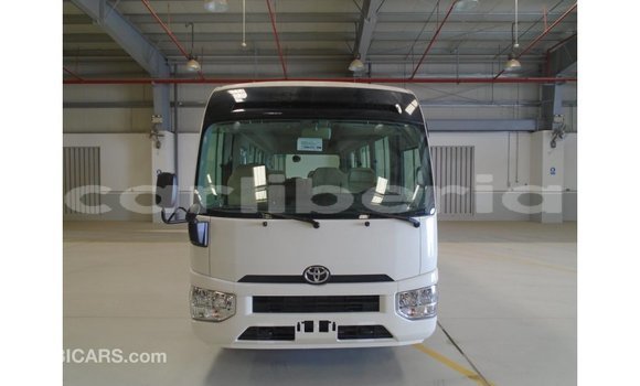 Acheter Import Voiture Abarth 595 Blanc à Import - Dubai, Comté de Bomi Acheter Import Voiture Abarth 595 Blanc à Import - Dubai, Comté de Bomi