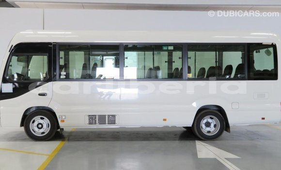Acheter Import Voiture Toyota Coaster Blanc à Import - Dubai, Comté de Bomi Acheter Import Voiture Toyota Coaster Blanc à Import - Dubai, Comté de Bomi