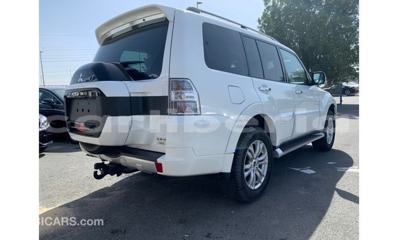 Buy Import Mitsubishi Pajero White Car in Import - Dubai in Bomi County Buy Import Mitsubishi Pajero White Car in Import - Dubai in Bomi County