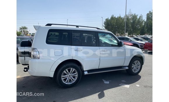 Buy Import Mitsubishi Pajero White Car in Import - Dubai in Bomi County Buy Import Mitsubishi Pajero White Car in Import - Dubai in Bomi County