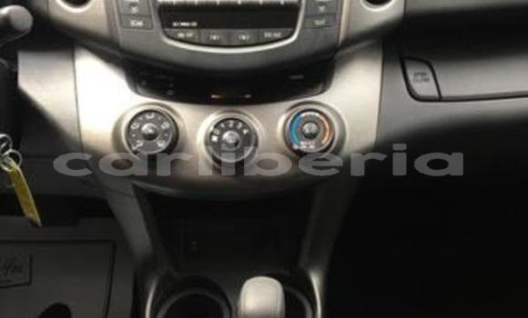 Buy Used Toyota RAV4 Beige Car in Monrovia in Montserrado County Buy Used Toyota RAV4 Beige Car in Monrovia in Montserrado County