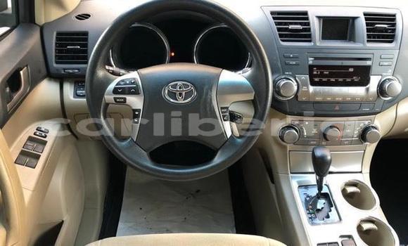 Buy Used Toyota Highlander Black Car in Monrovia in Montserrado County Buy Used Toyota Highlander Black Car in Monrovia in Montserrado County