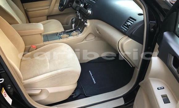 Buy Used Toyota Highlander Black Car in Monrovia in Montserrado County Buy Used Toyota Highlander Black Car in Monrovia in Montserrado County