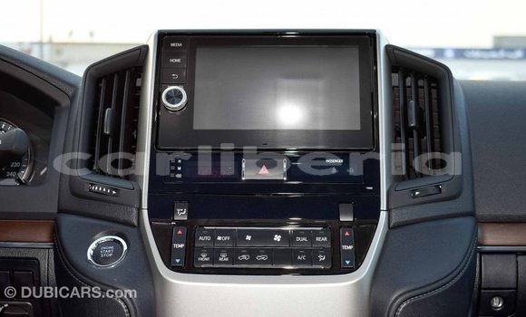Acheter Import Voiture Toyota Land Cruiser Autre à Import - Dubai, Comté de Bomi Acheter Import Voiture Toyota Land Cruiser Autre à Import - Dubai, Comté de Bomi