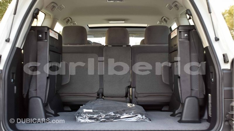 Big with watermark toyota land cruiser bomi county import dubai 2094